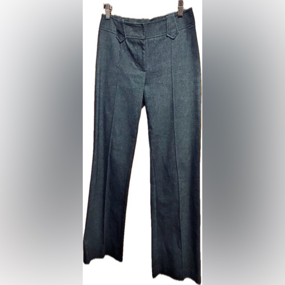 The Limited Stretch Trouser Pants Blue Denim womnes Size 6 Short. NWOT